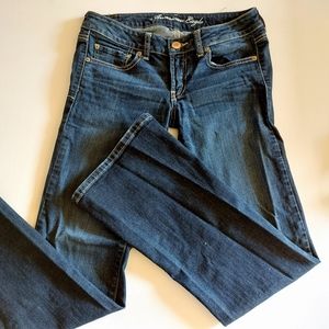 American Eagle boyfriend jeans size 8